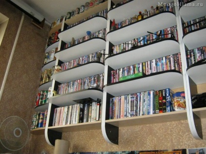 Polcok a kezüket (1 opció, egy dvd-meghajtó) (opcionális) Polcok a kezüket (1 opció, egy dvd-meghajtó)