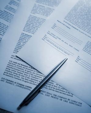 Földterület a parton, valamint a föld, ahol egy tó, előnyös, hogy vesz egy telek közel a víz (vásárlás) Földterület a parton, valamint a föld, ahol egy tó, előnyös, hogy vesz egy telek közel a víz