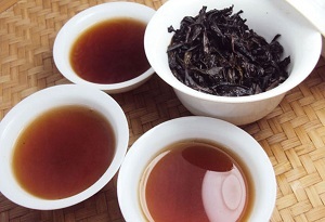 A ritka vörös köpenyt tea története, tulajdonságok, alkalmazások, titkok (palást) A ritka vörös köpenyt tea története, tulajdonságok, alkalmazások, titkok