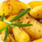 Receptek burgonyával egy serpenyőben, kartofan (töltött idő 50-60) Receptek burgonyával egy serpenyőben, kartofan