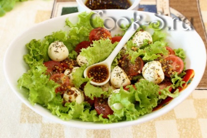 Saláta paradicsom és krutonnal - lépésről lépésre recept fotókkal, saláták