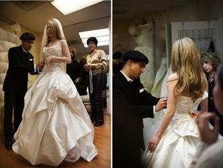 Varrni egy esküvői ruha a stúdióban az érvek és ellenérvek