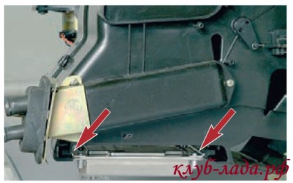 Removal Viburnum ECU (motorvezérlő huzalok) Eltávolítása a számítógép viburnum
