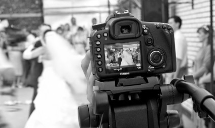 Esküvői egyedül elhelyezése és az ötlet egy fotó és videó