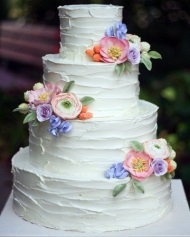 Esküvői torták a legszebb képek nélkül öntött