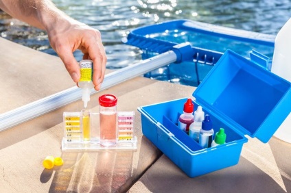 medence fertőtlenítés tabletta megfelelő gondozása a víztest