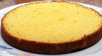 Cake nélkül tojás és a tej sütés recept