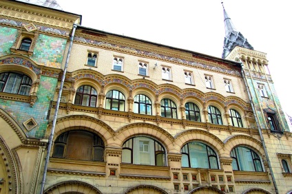 Tverskaya - főutcáján Moszkva (Tver Budapest) Tverskaya - főutcáján Moszkva
