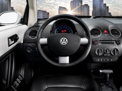 Volkswagen New Beetle jellemzőit, leírás és értékelés