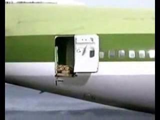 Itt van, hogy repülni a tengeren; )) - videó, néz online, töltse le a videót, hogy ez hogyan kell repülni a tenger (szükséges) Itt van, hogy repülni a tengeren; )) - videó, néz online, töltse le a videót itt, hogyan kell repülni a tengeren