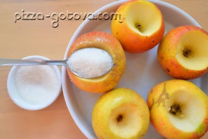 Sült alma a sütőben 15 percig - a recept egy fotó