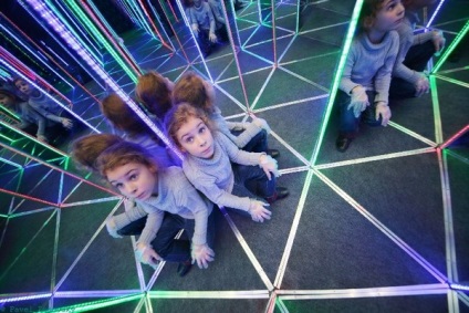 Mirror Maze Arbat