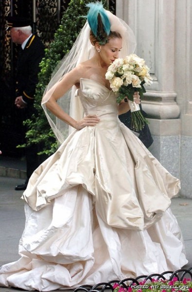 15 híres esküvői ruha (60 fotó)