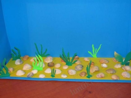 Akvárium - Crafts gyerekeknek a dobozból, és színes papír