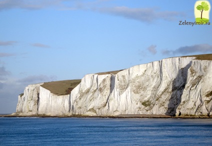 Dover fehér sziklák az FA (rock) Dover fehér sziklái Anglia