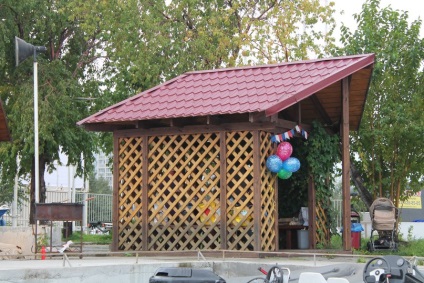 Pergolas Yekaterinburg (1000 2500 nap) Pergolák Jekatyerinburgban