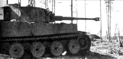 Debütált az első (Tigris tank board) Debut elöl