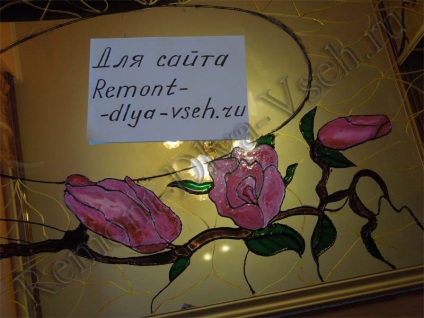 A dekoráció a kabinet - egy rekesz a kezeddel (kéz) A dekoráció a kabinet - a rekesz saját kezűleg