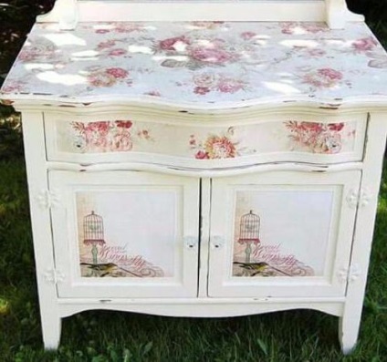 Decoupage komód stílus Shabby-chic kezük (Shabby chic) Decoupage komód stílus Shabby-chic kezük