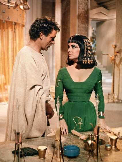 Tíz Beauty Secrets of Cleopatra, egy szerelmi történet
