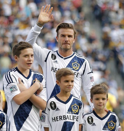 Gyermekek Beckham - büszkesége a híres focista