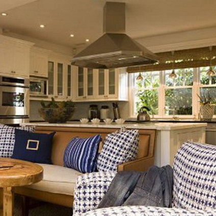 A kanapé a konyhában - az elegáns és kényelmes belső