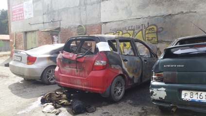 Fayermen, gyűjtők, a biztosítók és autókereskedők, akik felgyújtották az autókat Jekatyerinburgban