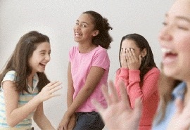 Játékok lányok online -, hogyan kell mondani egy vicces történet