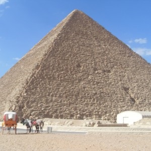 Hogyan lehet eljutni a piramisok a Giza Egyiptom egyedül én tapasztalatom