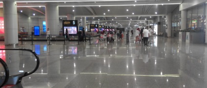 Hogy, hogy nem vesznek el a második része a pekingi repülőtér (Peking) Hogy, hogy nem vesznek el a második része a pekingi repülőtér