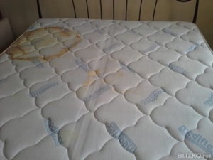 Hogyan tisztítható a matracot a vizelet
