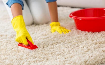 Hogyan mossa a szőnyegen otthon, smartkilim