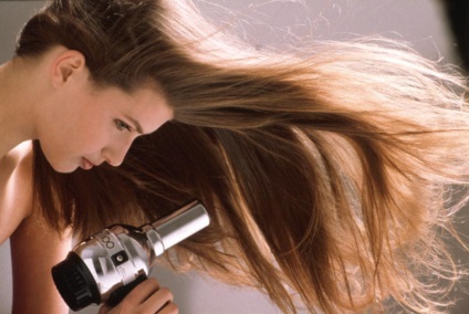 Hogyan kell kezelni a haj tippek