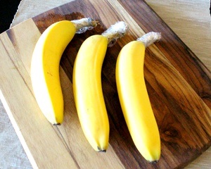 Hogyan válasszuk ki és tárolja a banánt otthon, cookjournal