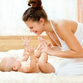 Hogyan kell bevezetni a szilárd táplálékok 4 hónapos, az első szilárd ételek 4 hónapos (be) Hogyan kell bevezetni a szilárd táplálékok 4 hónapos, az első szilárd ételek 4 hónapos
