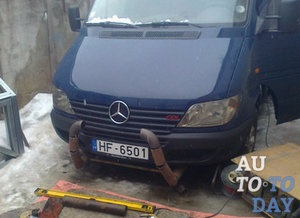 Hogyan kenguryatnik SUV kezével (SUV) Hogyan kenguryatnik SUV kezével