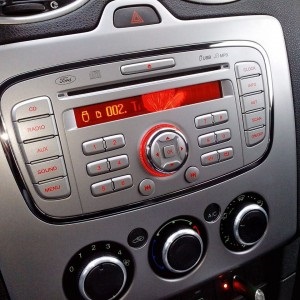 Honnan tudod, hogy a rádió kódot Ford Focus 2