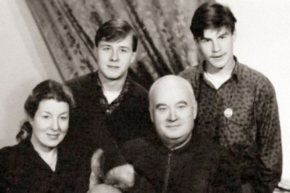 Hogyan néz ki és mit a gyermekek híres szovjet szereplők (47 fotó) - triniksi