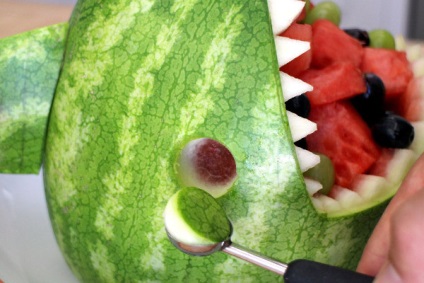Mivel a pofák a cápa vágott görögdinnye, x h n d