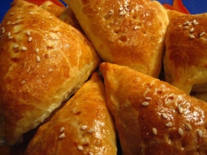 Hogyan kell tárolni a pogácsákat (pite) Hogyan kell tárolni a sütemények