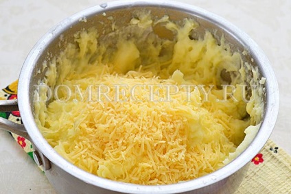 Burgonyapüré sajttal recept egy fotó