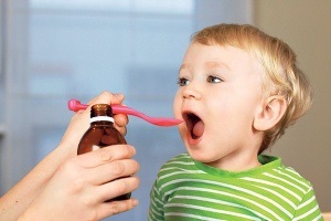 Köhögés gyermekeknél és típusú antibiotikumok (antibiotikumok köhögésre gyermekeknél) Köhögés gyermekeknél és típusú antibiotikumok