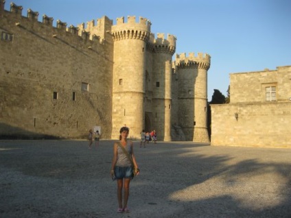 Amikor menni pihenni a szezon Rhodes ünnepek Rhodes