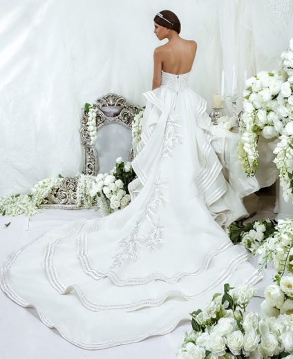 Gyűjtemény esküvői ruhák luxus dar sara
