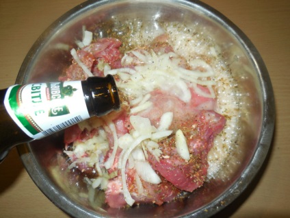 Nyúl párolt sör utyatnitsu -, hogyan kell főzni egy nyulat sört a sütő, a lépésről lépésre recept fotók