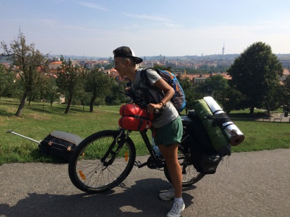 Pedál utaztam kerékpárral végig Európán, kiadványok szerte a világon