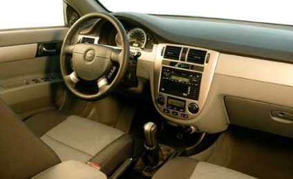 Lacetti szalon (Lacetti) Lacetti szedán