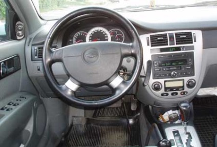 Lacetti Salon (szalon) Lacetti szedán