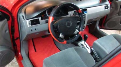 Lacetti szalon (Lacetti) Lacetti szedán