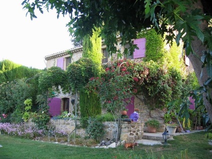 Kerttervezés stílusában Provence funkciók és fotó